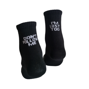 Tennis Don't follow me i'm lost too zwart